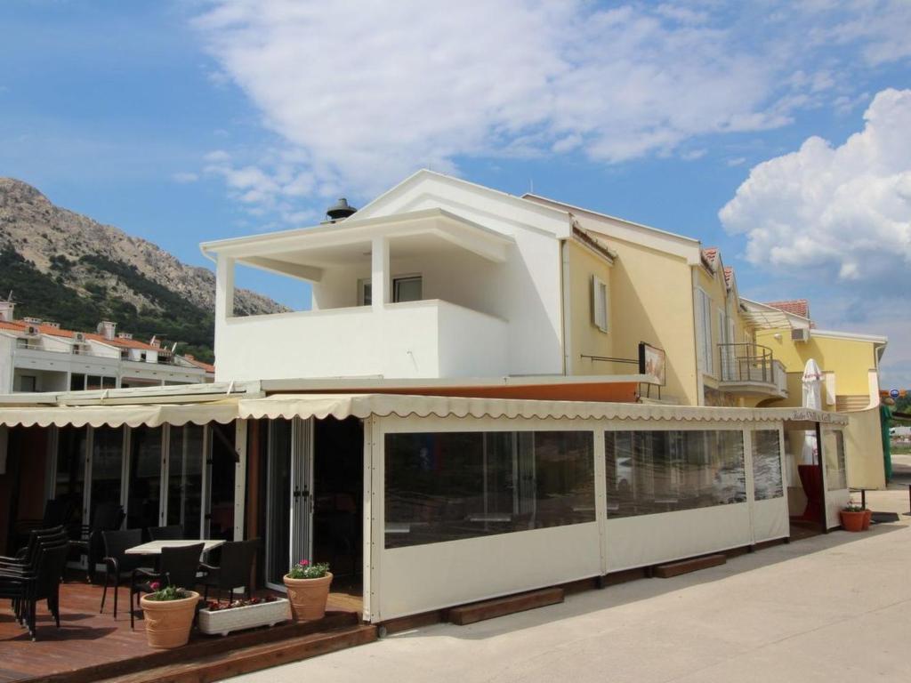 Apartment Pintar A4-2 Zarok by Interhome
