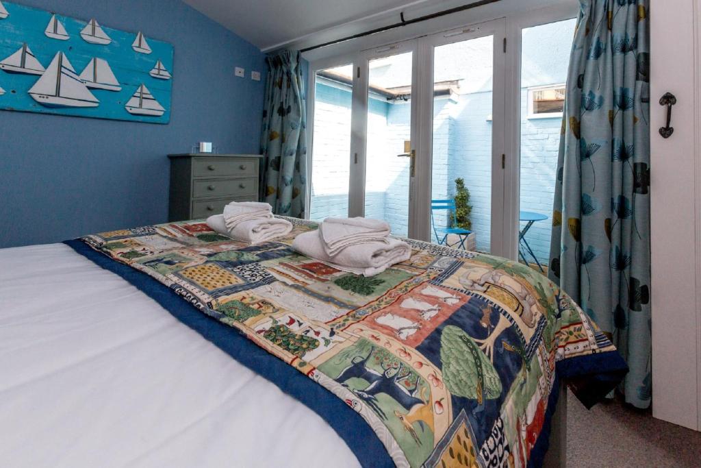 Waterfront Cottage 2