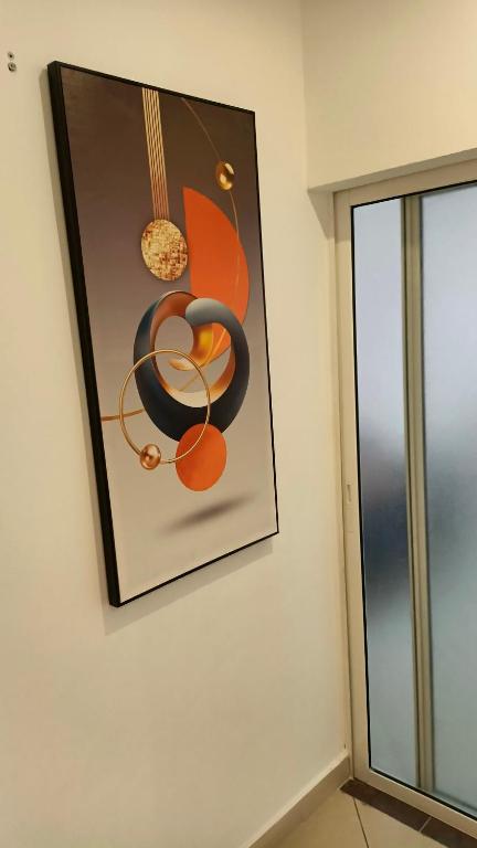 obraz malowidła na ścianie w obiekcie Ex radio w mieście Pointe-Noire