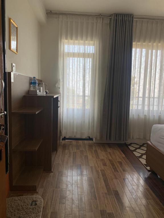 Hotel Indrawoti and Resort - Double Room With Balcony