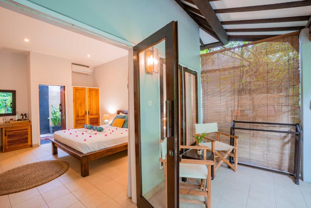 Bale Sampan Boutique Bungalows - 4