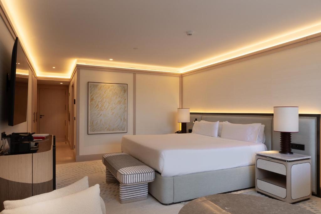 Hotel Miramar Barcelona GL - LVX Preferred Hotels & Resorts - Newly Renovated - Junior Suite With Terrace