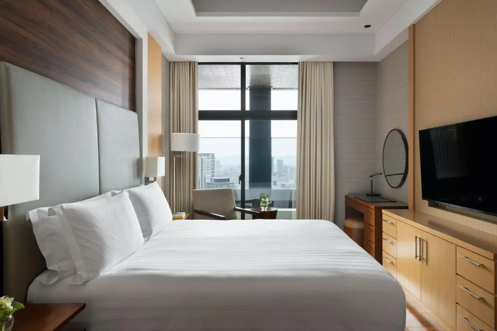 Two-Bedroom King Residence - Top Floor