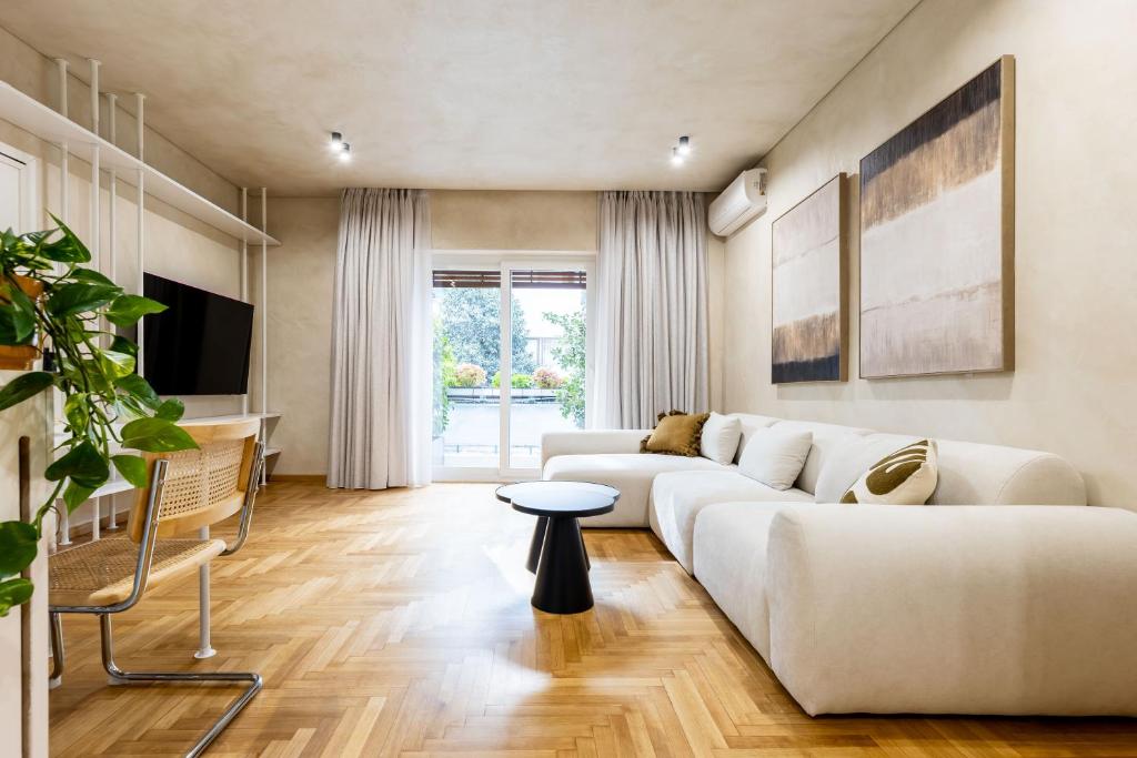 Premium Kolonaki Suite by Lumen Living