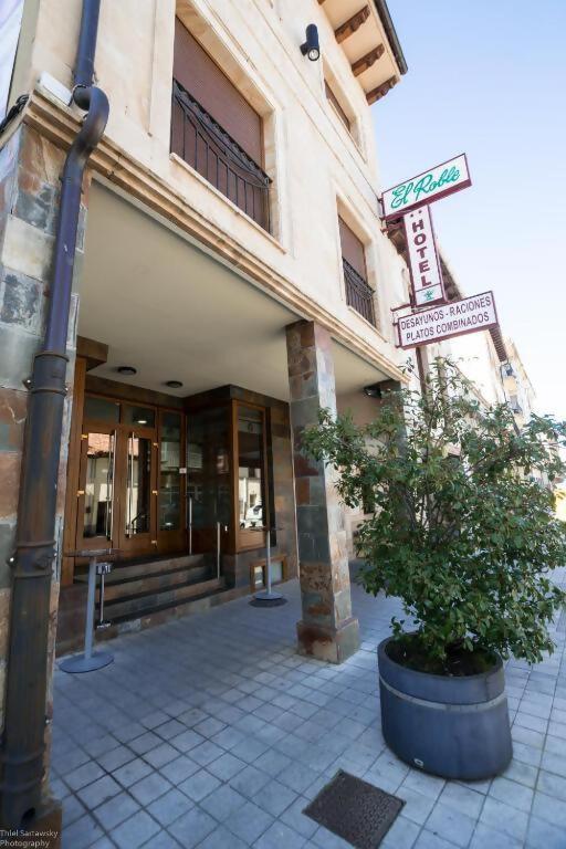 Hotel El Roble - Housity
