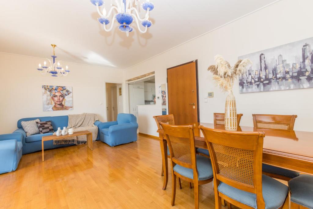 Raise Glyfada Sky Residence