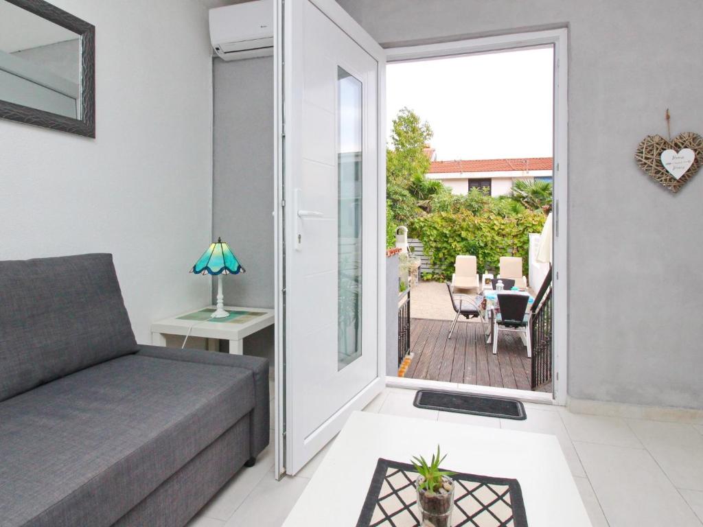 Apartment Fantov by Interhome