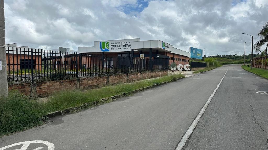 Apartamento entero bien ubicado en zona exclusiva wifi