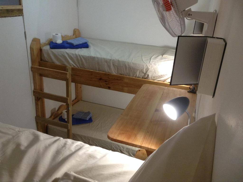 White Sands shared apartments - Eenpersoonsbed In Een Slaapzaal Met 4 Bedden