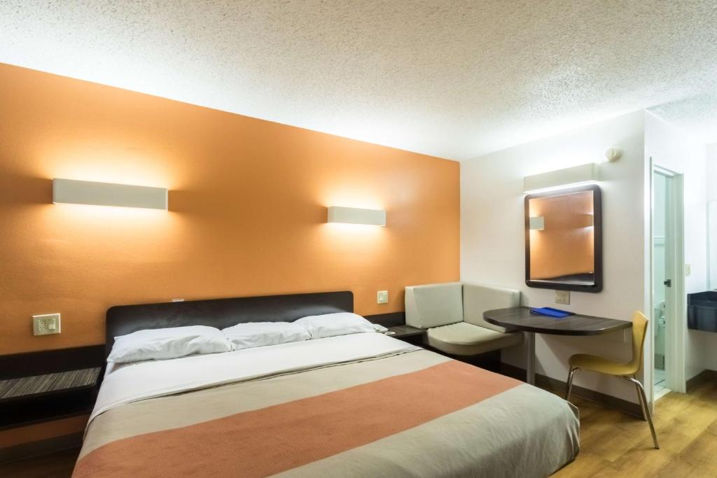 Motel 6-Crawfordsville, IN photo