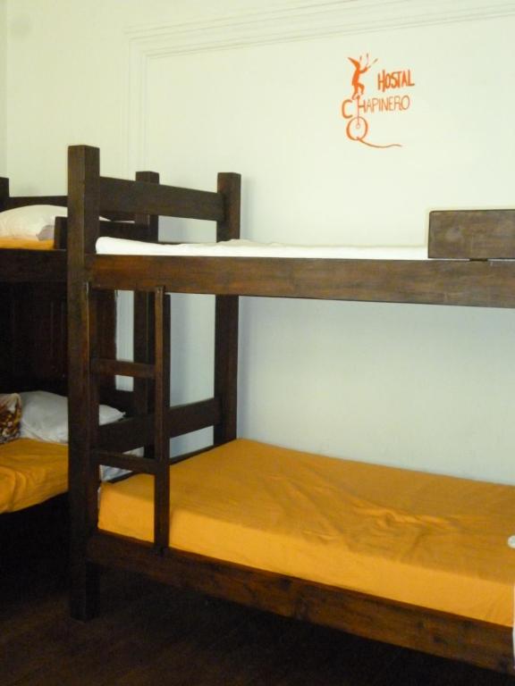 Palanda nebo palandy na pokoji v ubytování Hostal CQ Chapinero