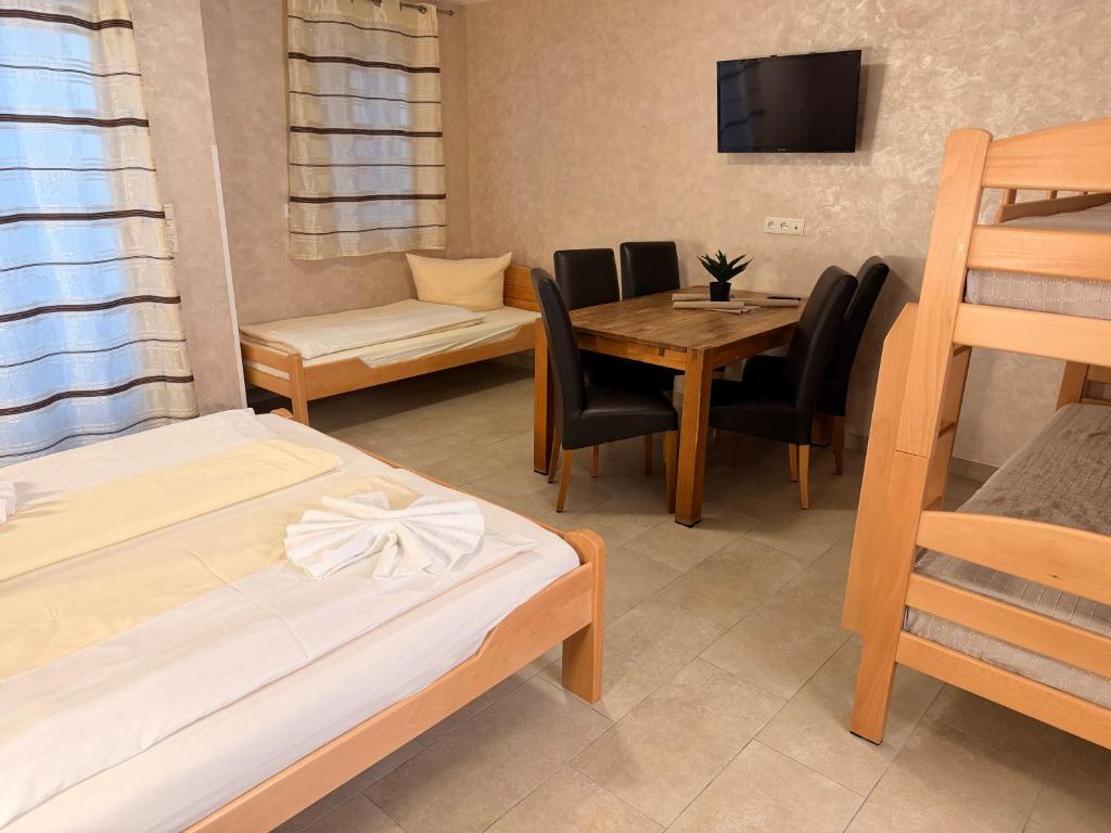 Hilda Apartments Rust - 13