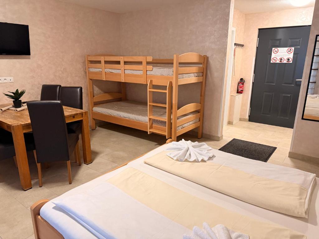 Hilda Apartments Rust - 14