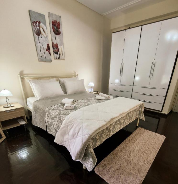 Piraeus City Center Apartment Port & Metro Dimotiko theatro