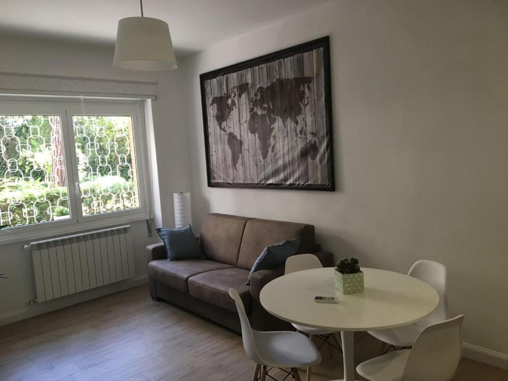 Apartment GLI ARANCI Wohnung by Interhome