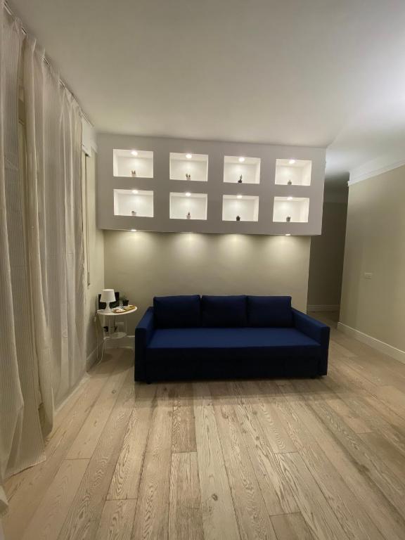 Lauren Apartment