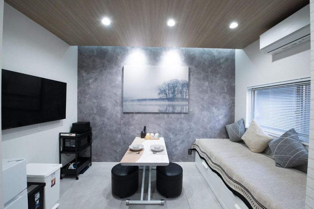First Look House-SM0028