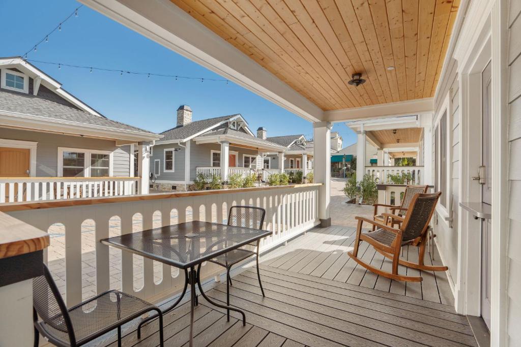 Polo House and Bungalows - Superior Bungalow