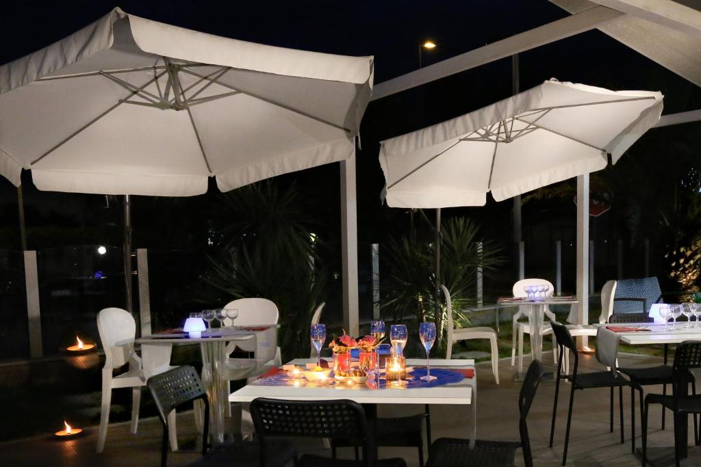 Nápoje v ubytování Hotel Vela D'Oro