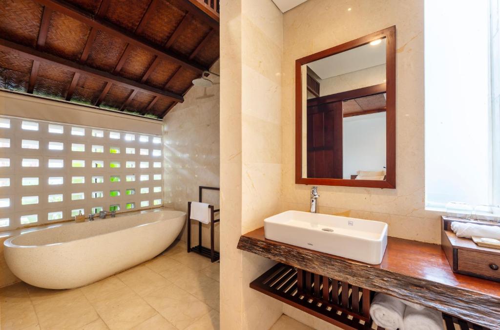 Phòng Deluxe Giường Đôi/2 Giường Đơn Có Ban Công