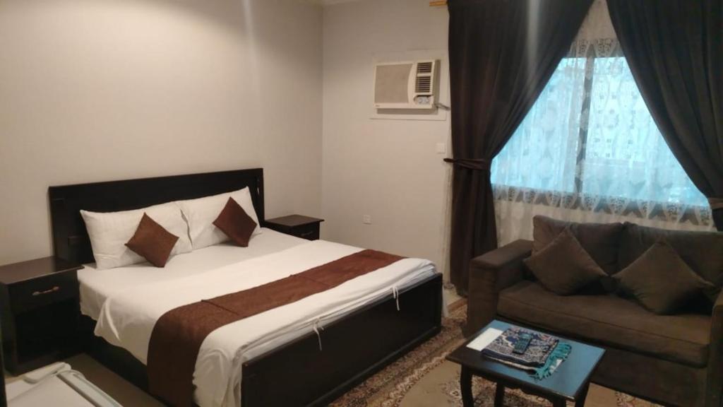 AL EAIRY HOTEL APARTMENTS MADINAH 9
