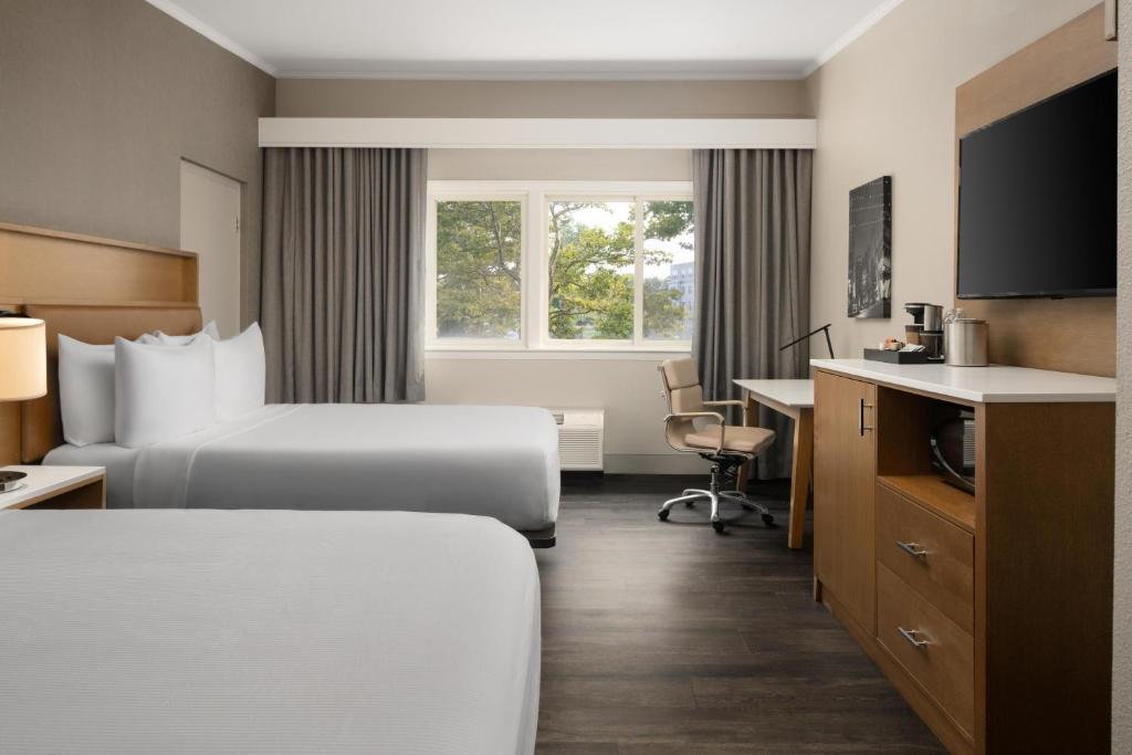 DoubleTree by Hilton Providence Airport Warwick photo