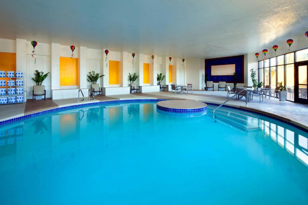 Sheraton Albuquerque Uptown by Marriott photo