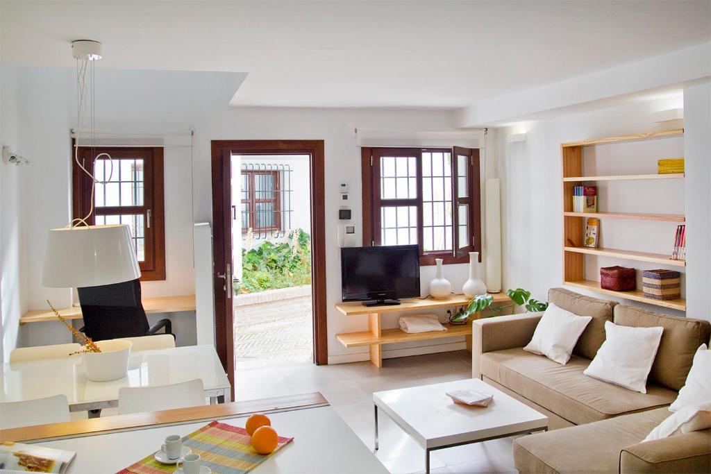 Smart Suites Albaicin - Superior Apartment With Terrace