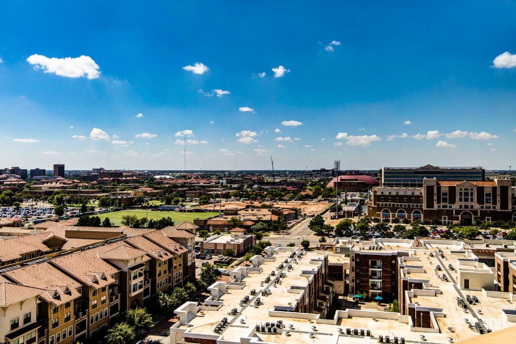Nespecifikovaný výhled na destinaci Lubbock nebo výhled na město při pohledu z hotelu