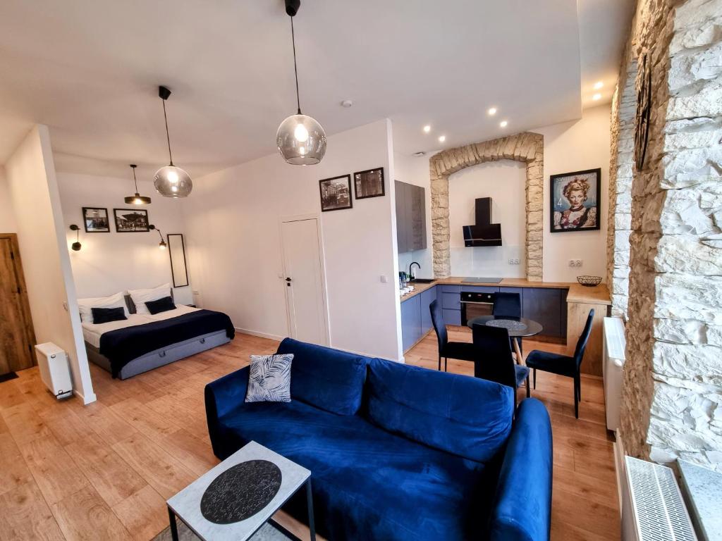 Biały Kruk Apartamenty vis-a-vis Jasnej Góry - 