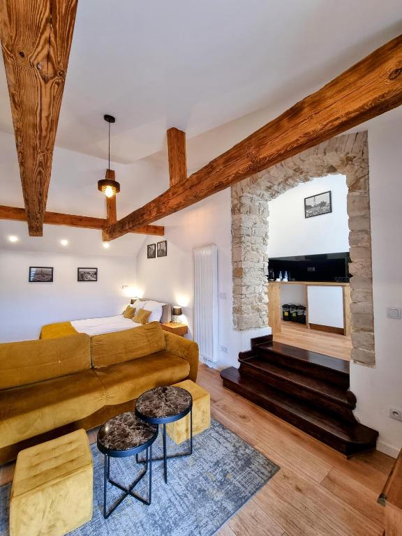 Biały Kruk Apartamenty vis-a-vis Jasnej Góry - 7