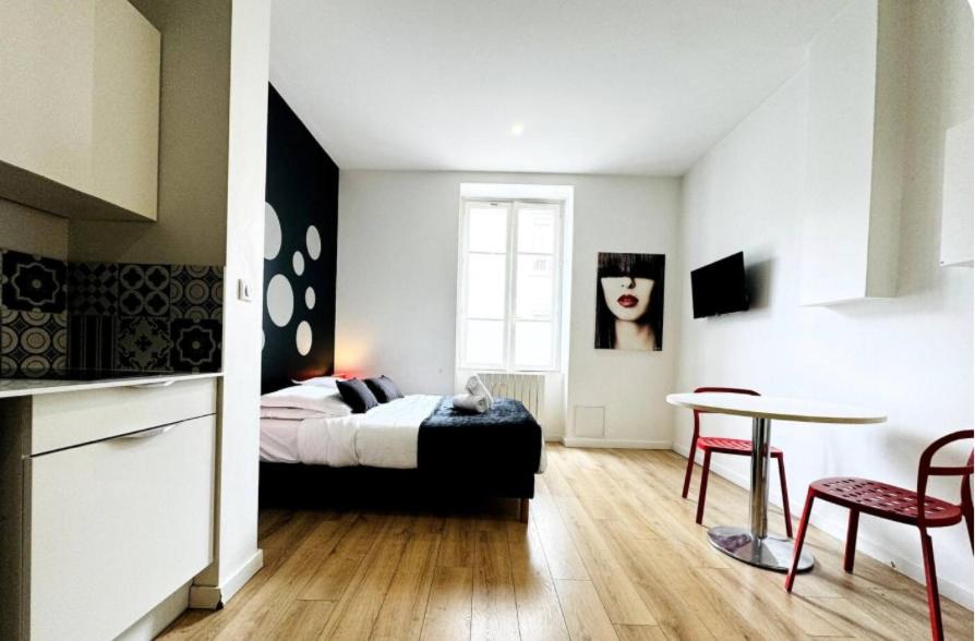 Faidherbe 1 - Studio - Berthelot