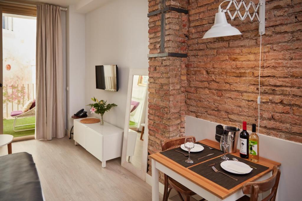 Graffiti Suites Málaga - 18