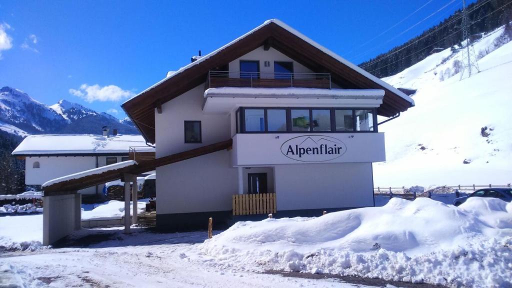 Nespecifikovaný výhled na hory nebo výhled na hory při pohledu z apartmánu
