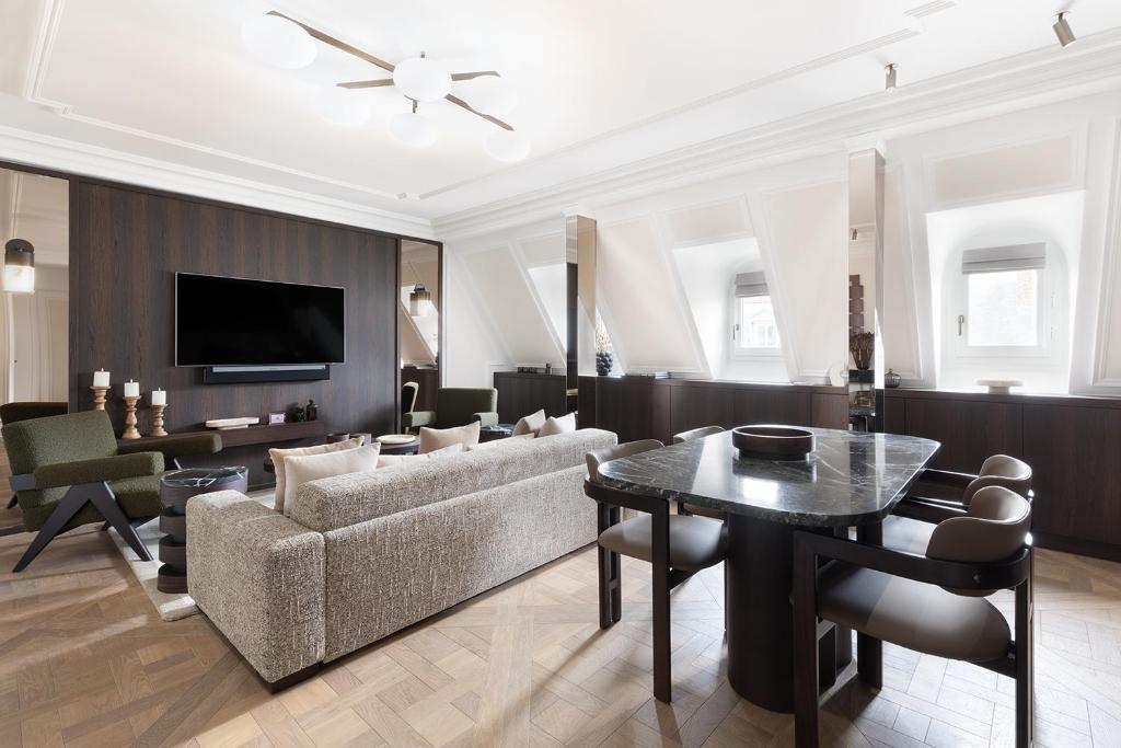 Pick A Flat Serviced Apartment in Champs Elysées - Rue Marbeuf
