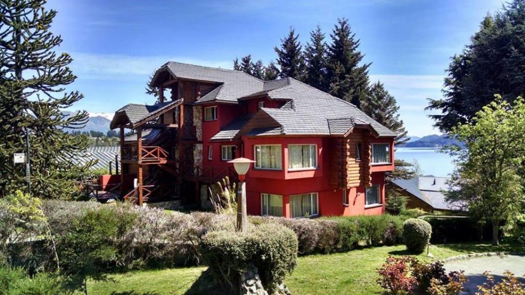 Beachfront Solar de las Araucarias - Housity