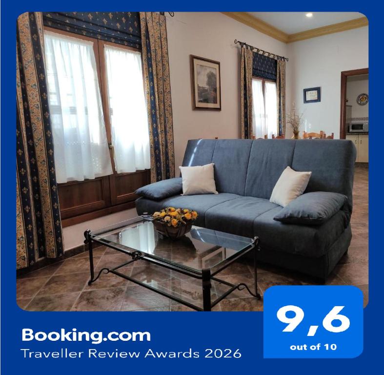 Entretorres. Casa-dúplex en centro histórico. - Housity