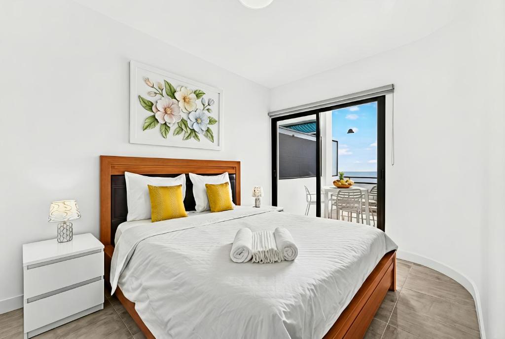 Apartamento Moderno Primera Línea de Playa en Playa de las Américas · Primera línea de playa — foto 2