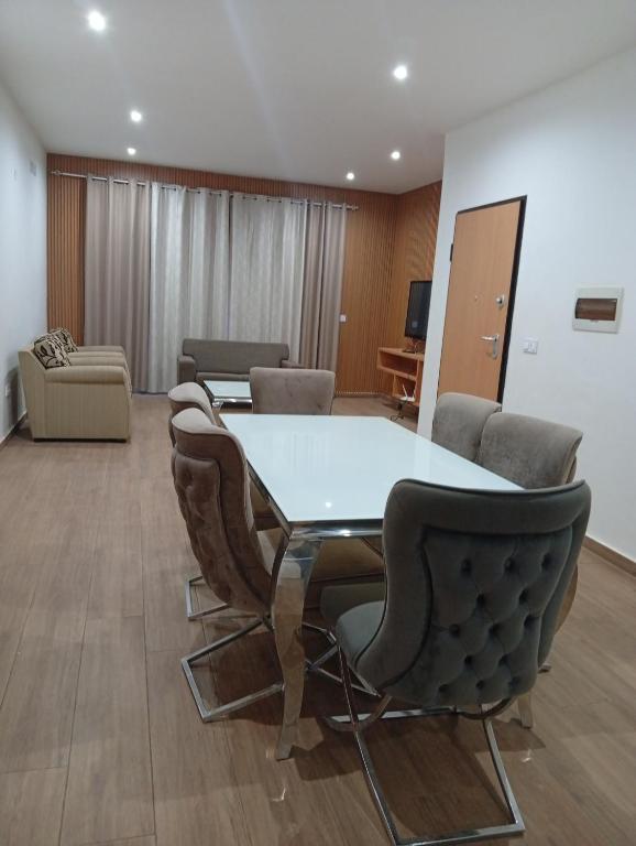 Кът за сядане в T&S Guest House