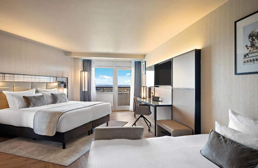 Leonardo Royal Hotel Frankfurt - Familie Driepersoonskamer