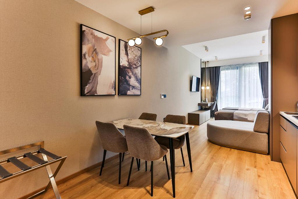 Hotel kingStone Budva - 10