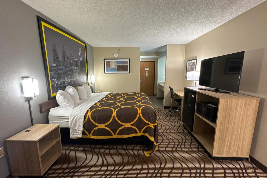 Super 8 by Wyndham Mars/Cranberry/Pittsburgh Area photo
