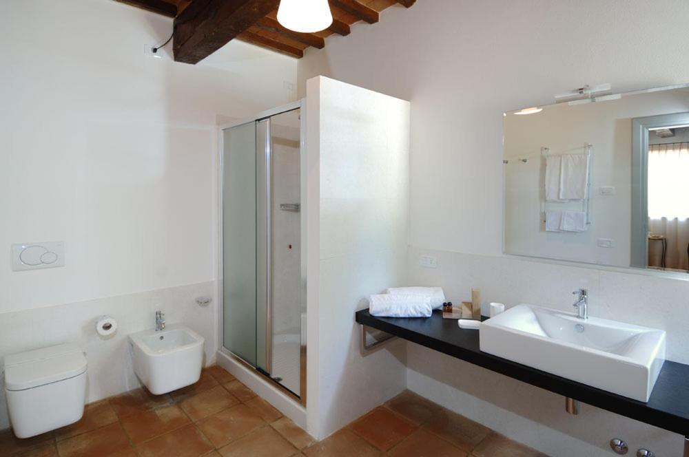 A bathroom at Locanda Della Picca