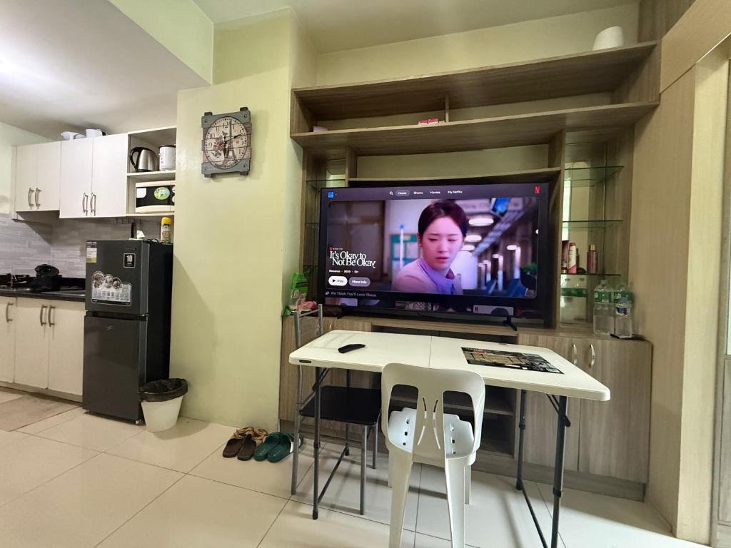 1BR Staycation at JAZZ Makati 29F 65 Smart TV، مانيلا (أسعار محدثة لعام ...