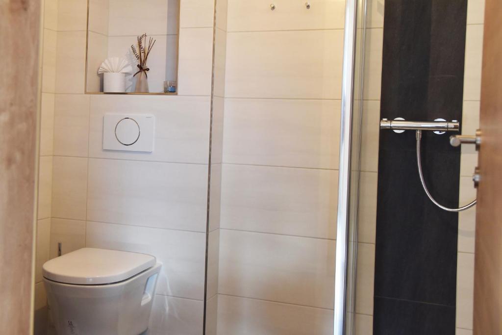 Sunseitn Apartments - 11