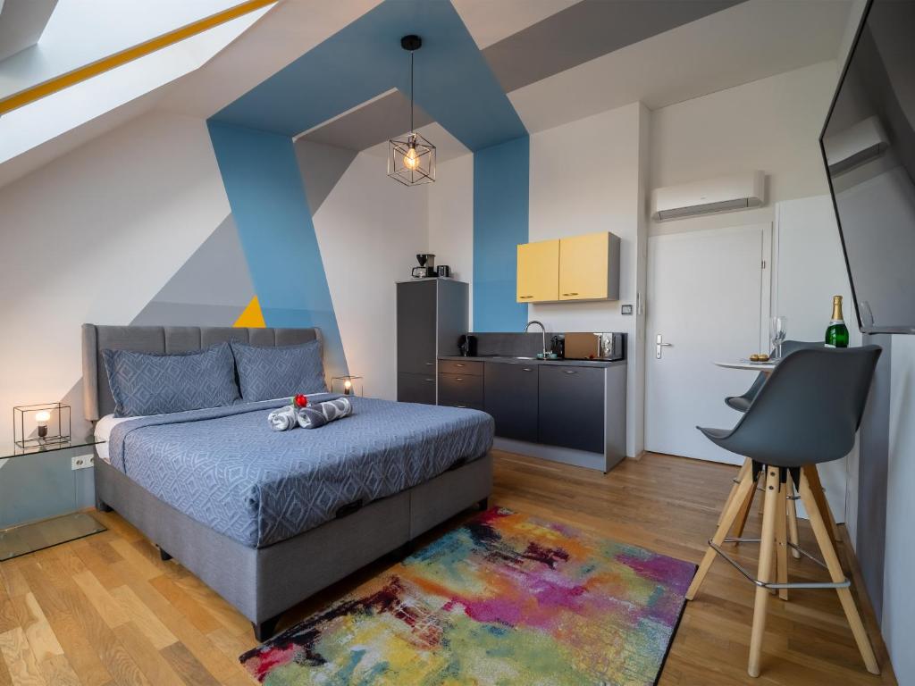 Studio with Kitchen near Naschmarkt - Karlskirche & Metro U4