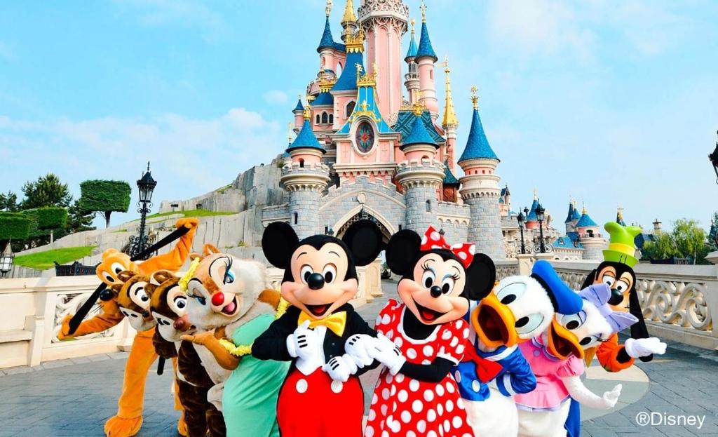 Disney chic