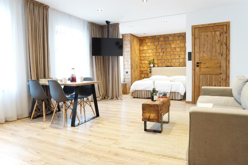 Kamienica Na Nowo Apartamenty Warszawska - 1