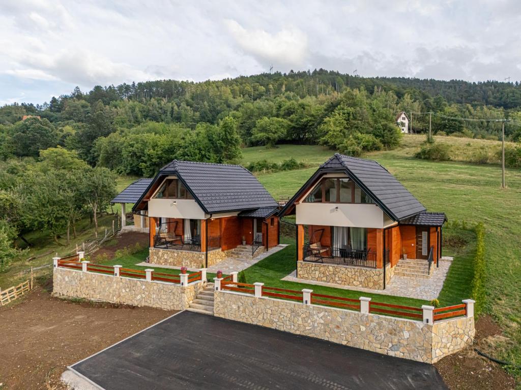 an aerial view of a house in a field at Vikendice Kutlešić in Čajetina