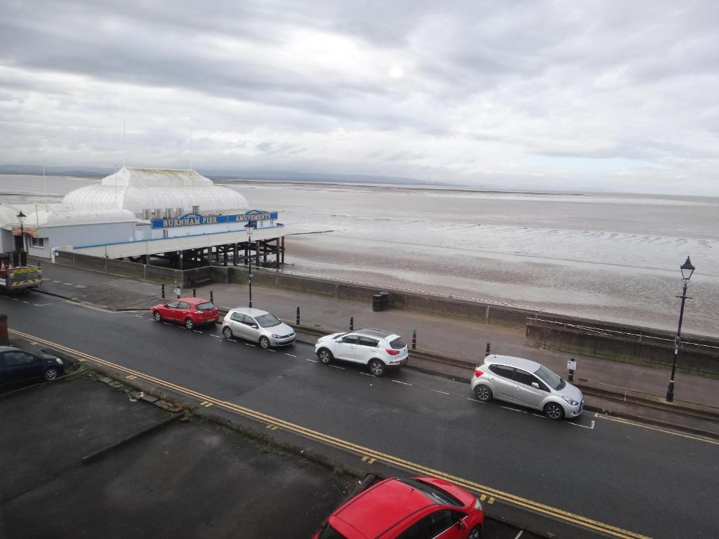 Lovely family seafront property in Burnham-on-Sea, 3 bedrooms